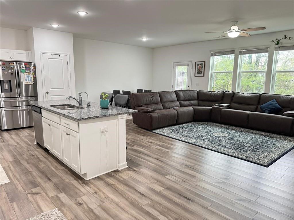 6125 Langdon Way, Cumming, Georgia image 6