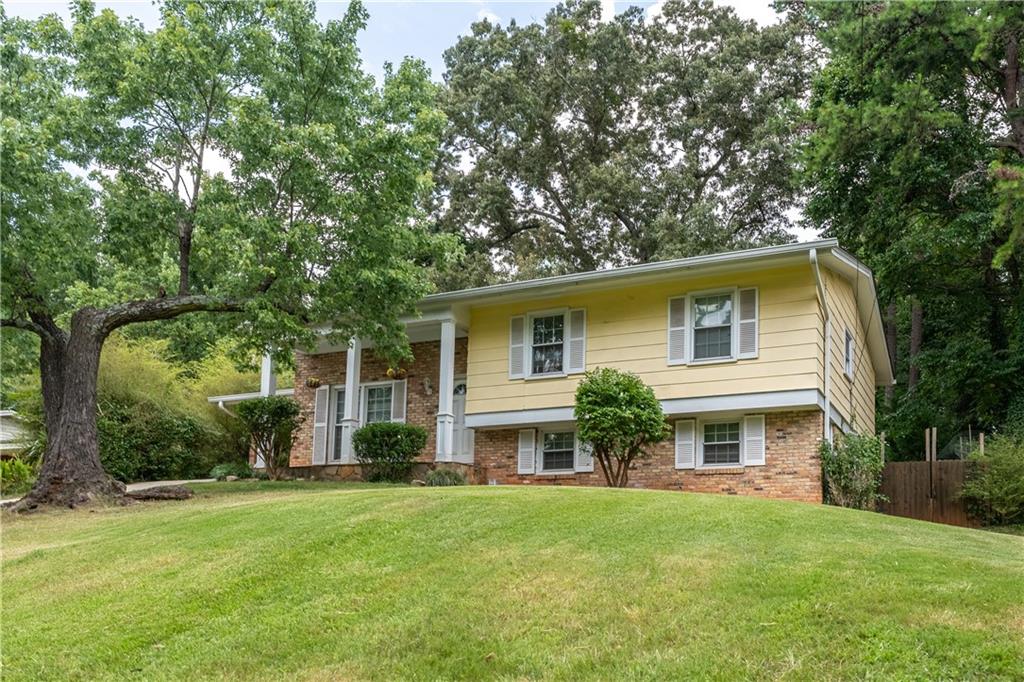 2510 Brentwood Court