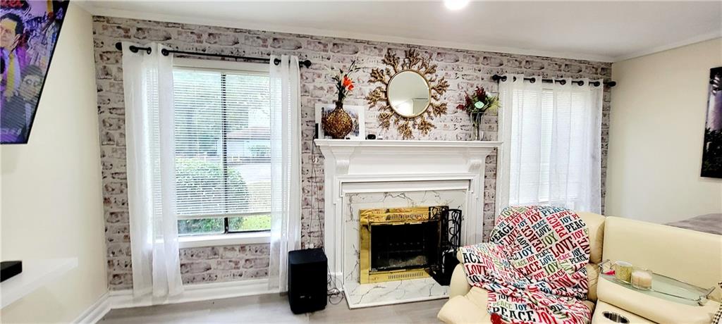 WILLOWRUN - Residential