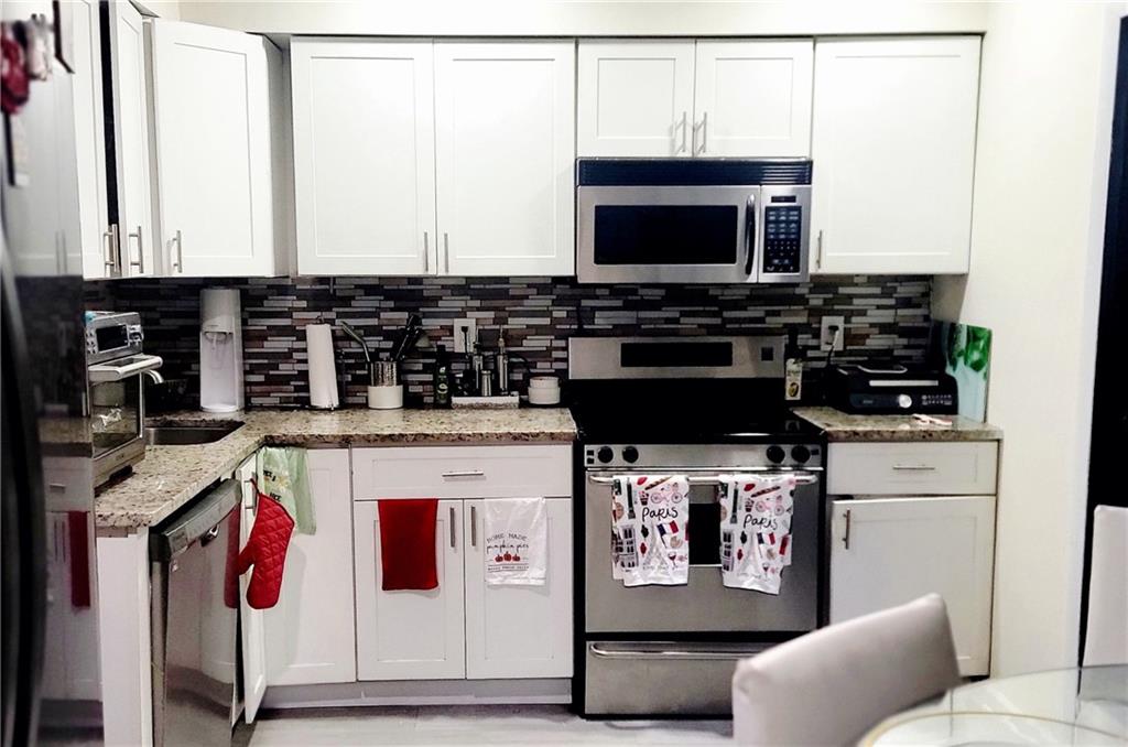 WILLOWRUN - Residential