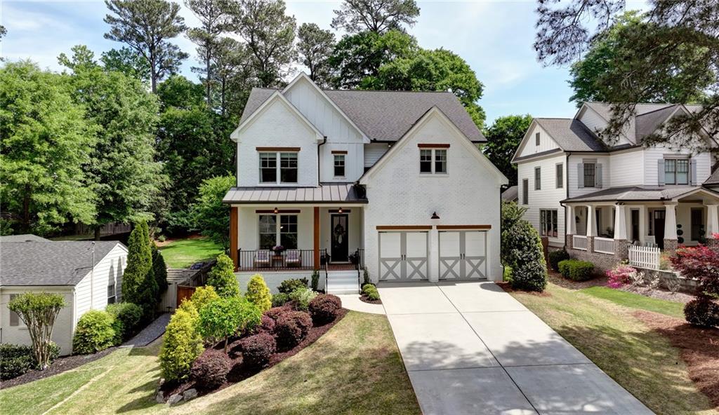 2743 N Thompson Road NE