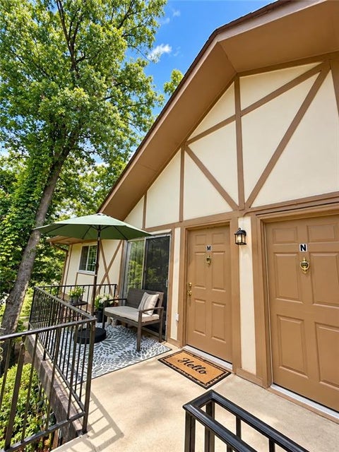 Condo For Sale - 1225 Church Street #M<br/> Decatur, GA 30030