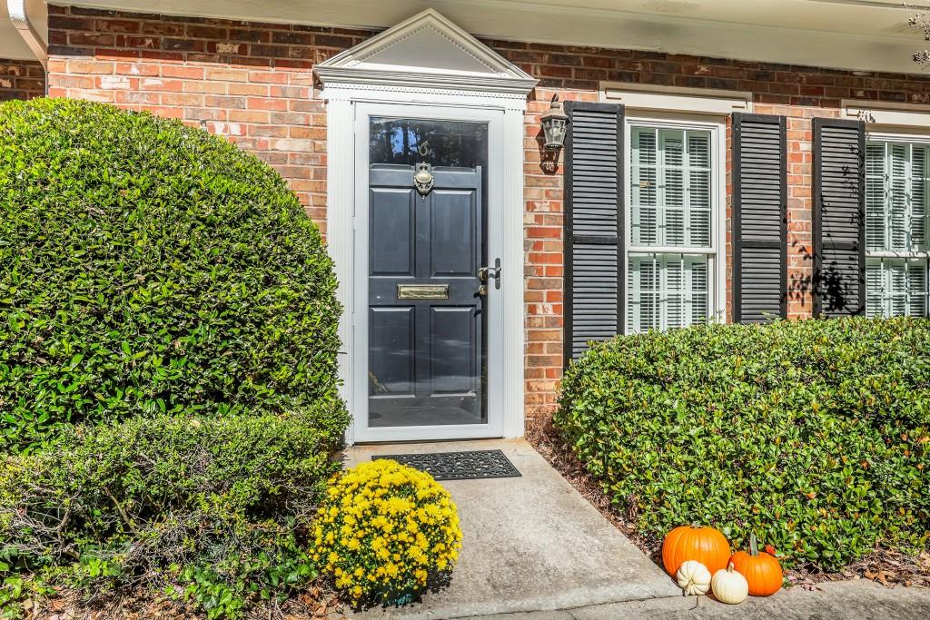 6 Queen Anne Place NW