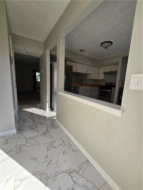 1711 Nappa Valley Court, Smyrna, Georgia image 7