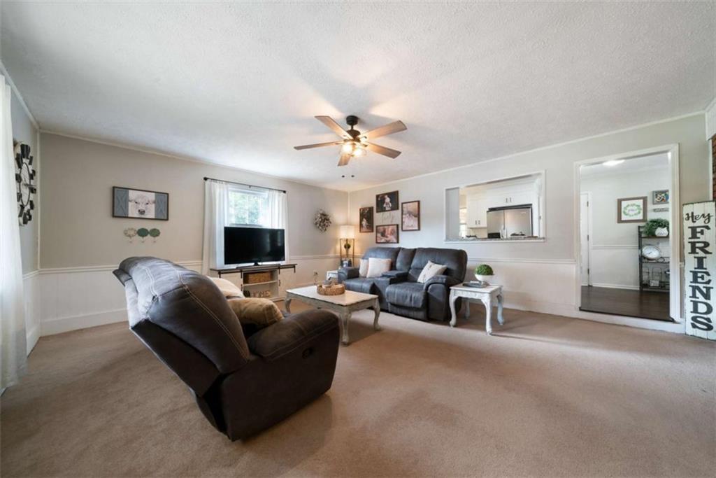 4271 Hiram Lithia Springs Road, Powder Springs, Georgia image 7