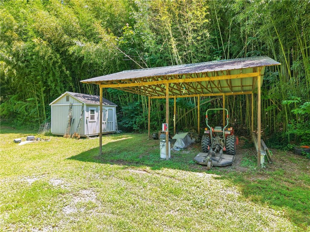 3182 Cove Road