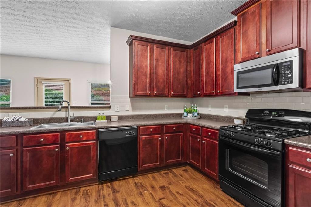 867 Crested Hawk Trail