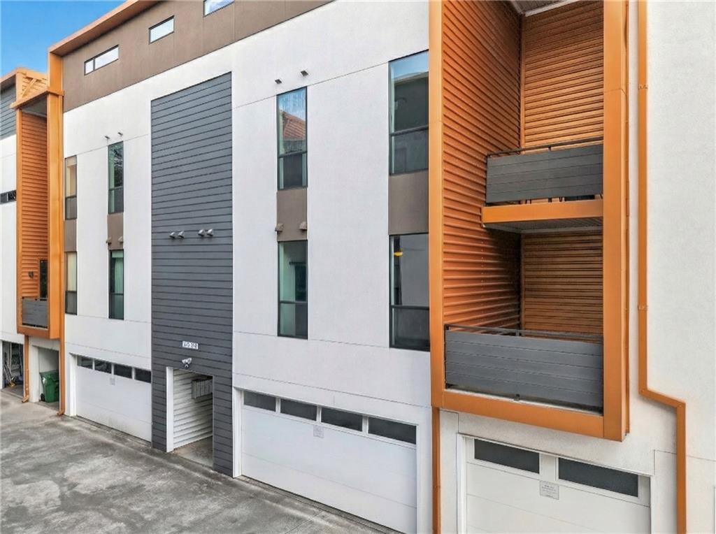 972 Dekalb Avenue NE 202