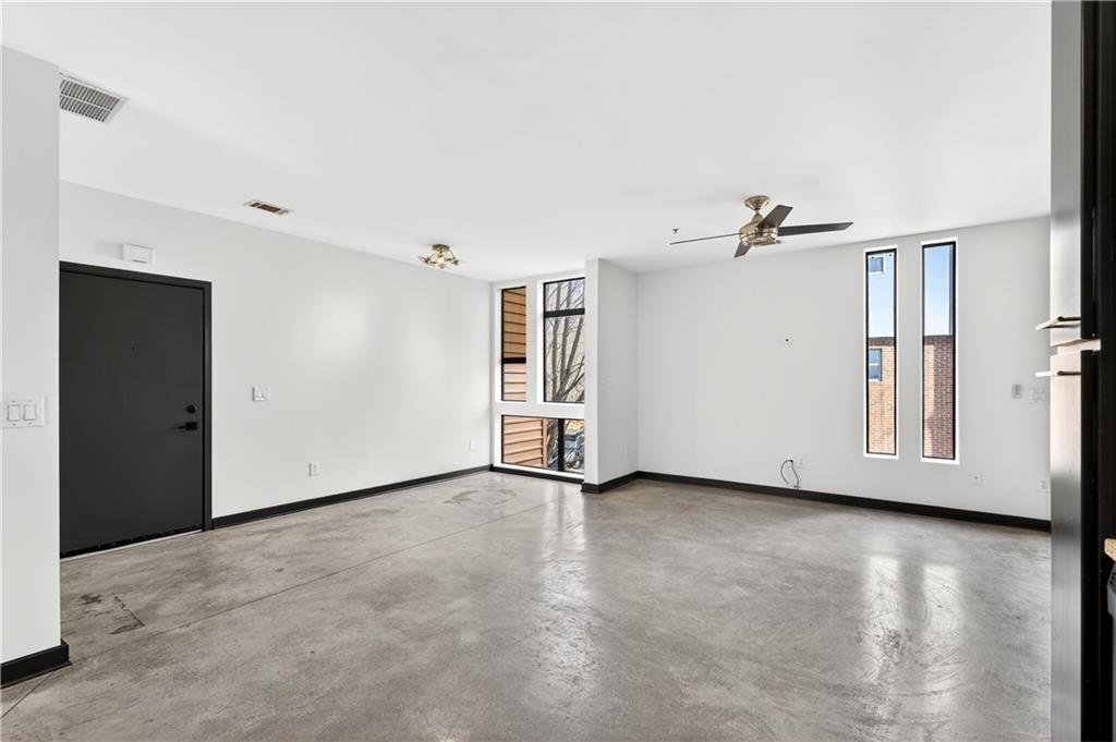 972 Dekalb Avenue NE 202