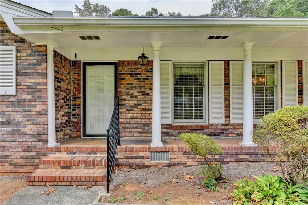 136 Lancelot Way
