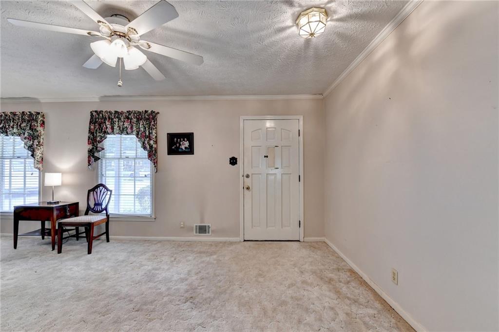 136 Lancelot Way