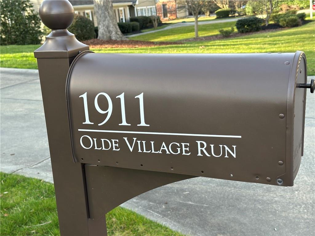1911 Olde Village Run, Dunwoody, Georgia image 4