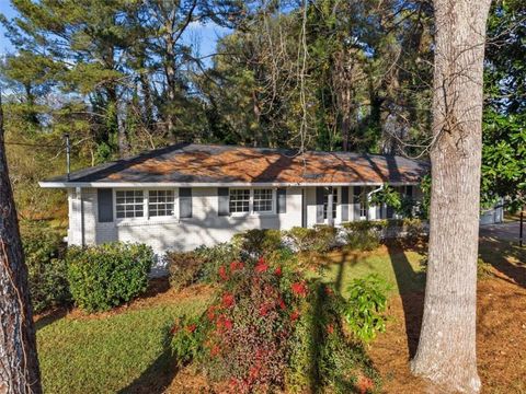 Homes For Sale - 4074 Idlevale Drive<br/> Tucker, GA 30084