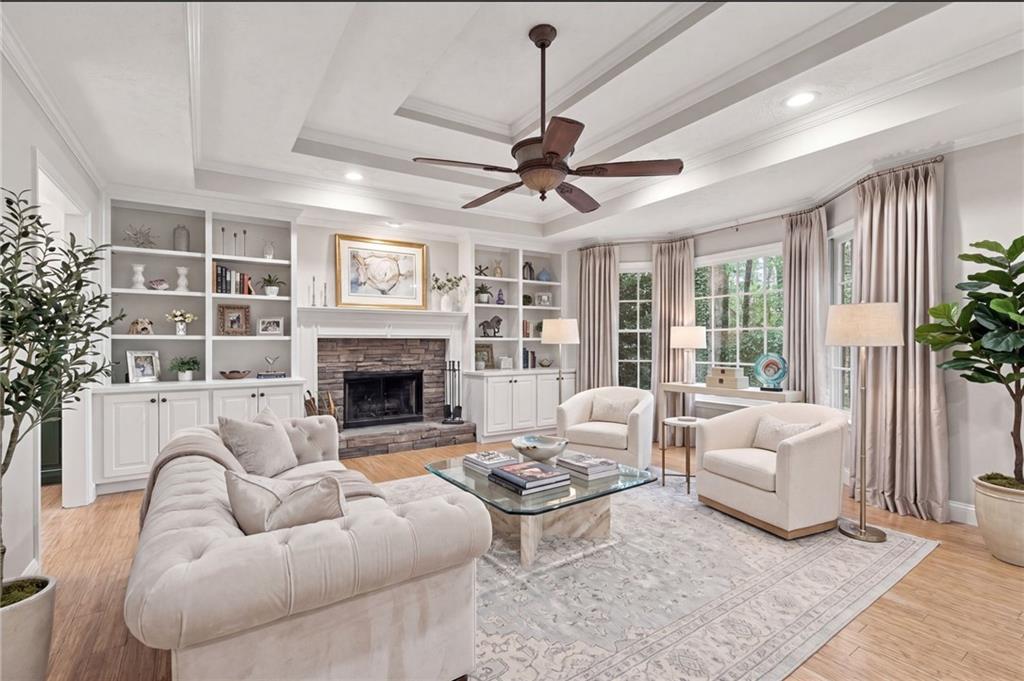 210 Crabapple Lane