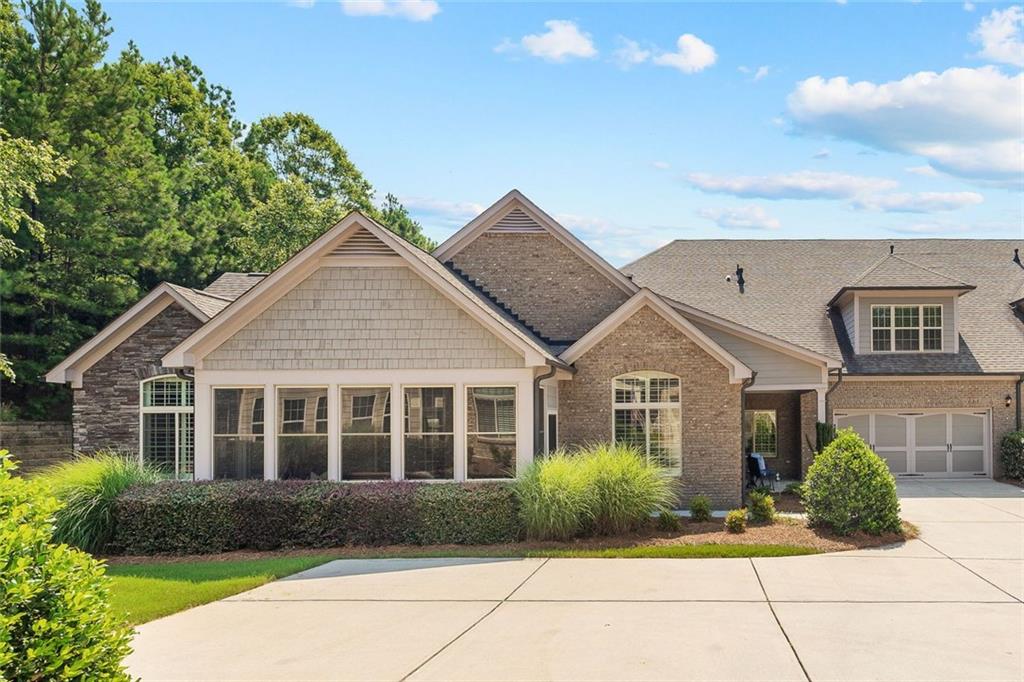 6042 Brookhaven Circle 3202
