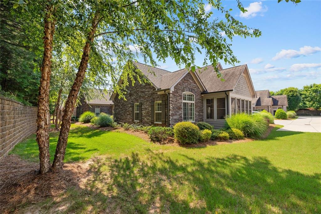 6042 Brookhaven Circle 3202