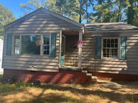 2752 Harlan Drive East Point GA 30344