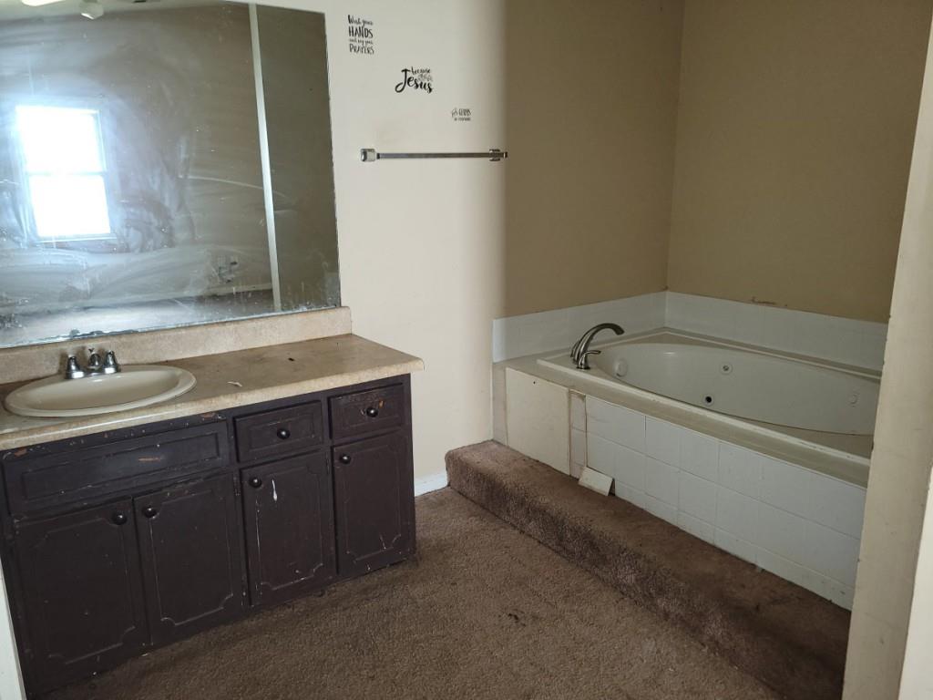 1094 Reynolds Court, Morrow, Georgia image 7