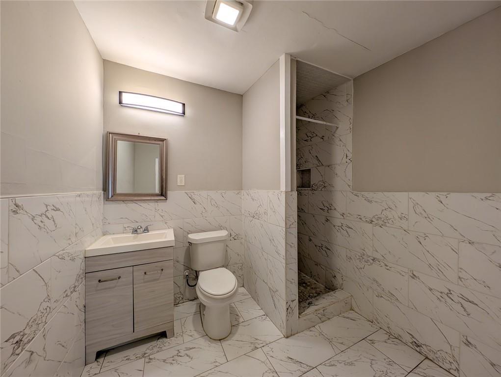 Tip Top - Residential Income