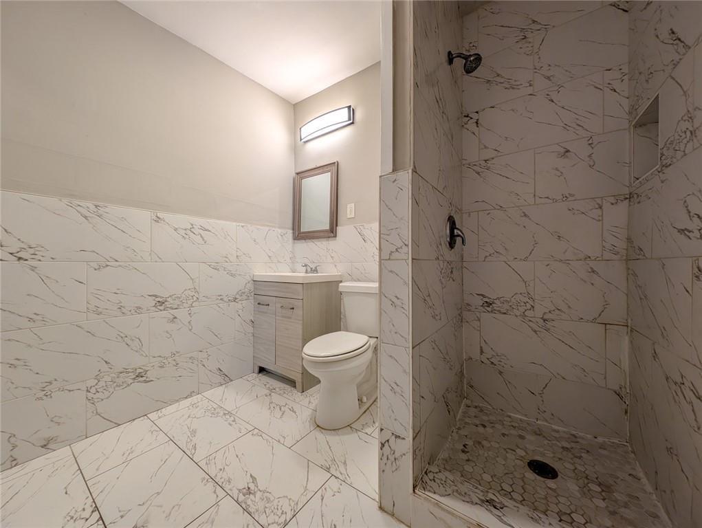 Tip Top - Residential Income