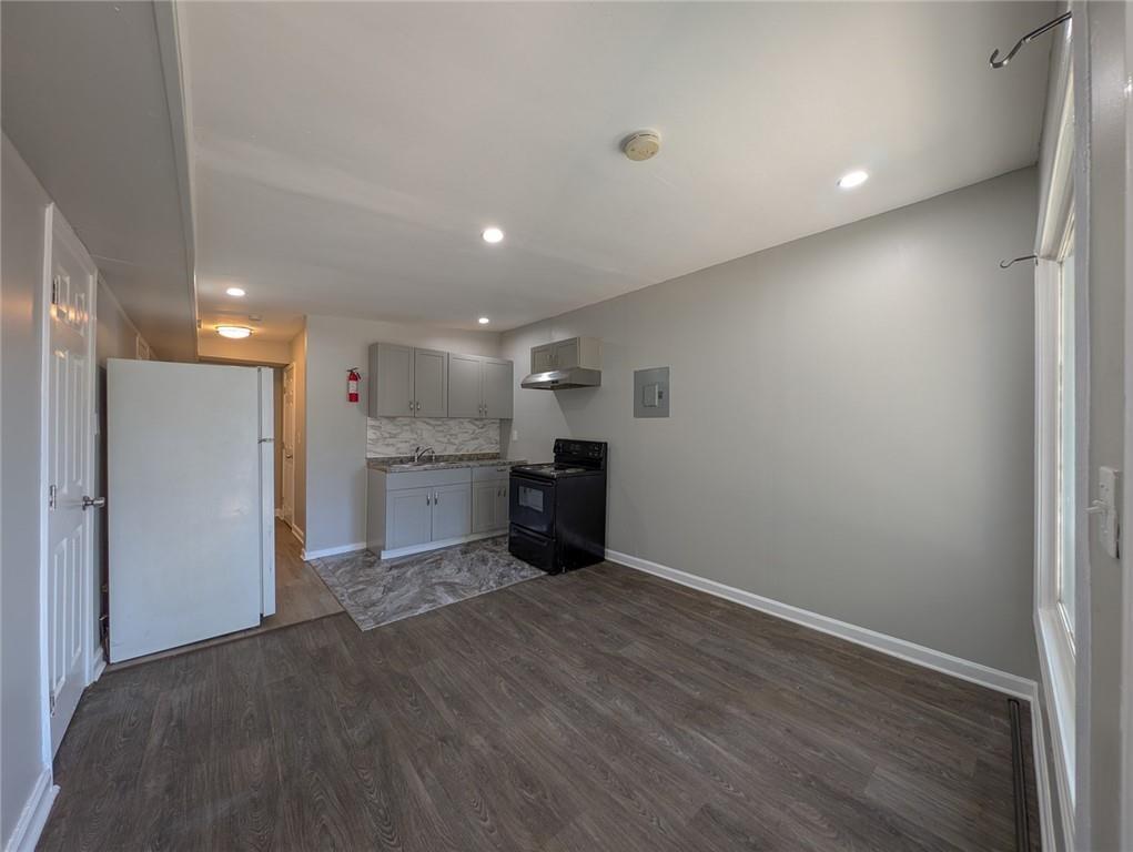 1672 Thornton Place SW