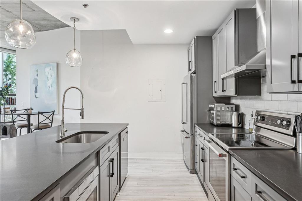 950 W Peachtree Street NW 803