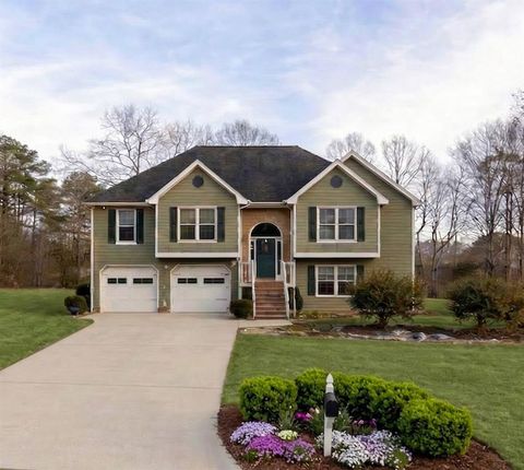 3805 Byrnwycke Drive NE Buford GA 30519