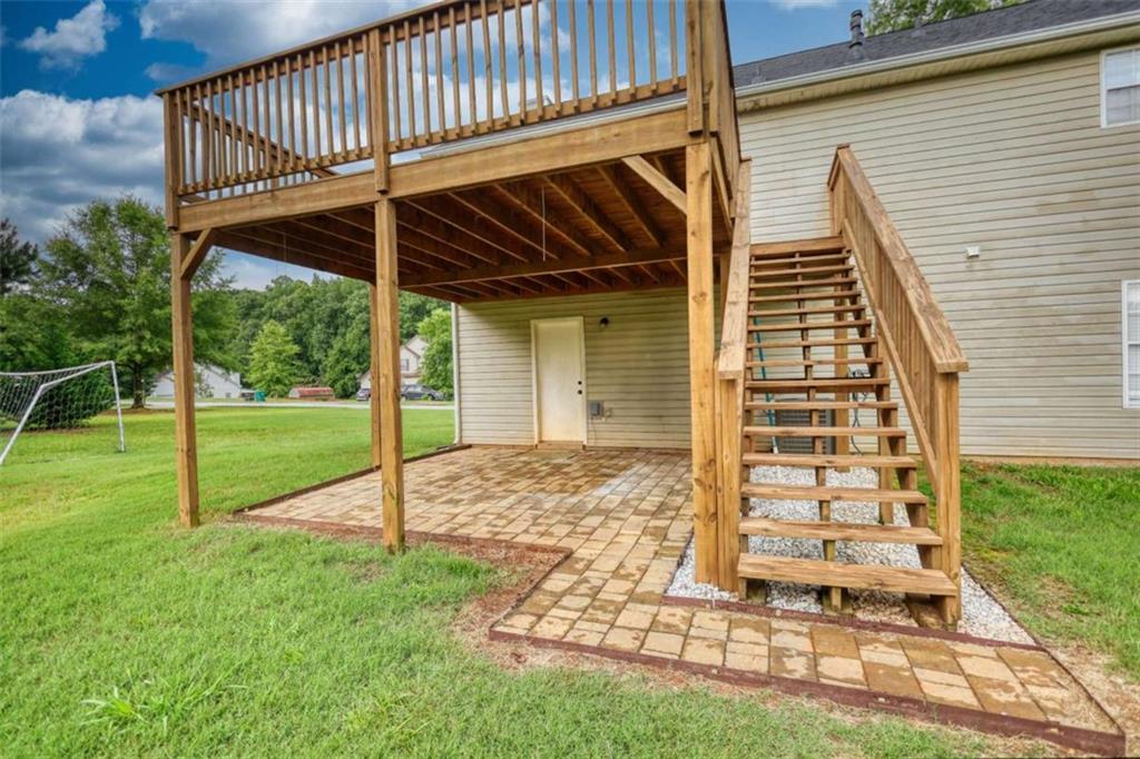 539 Meadows Lane