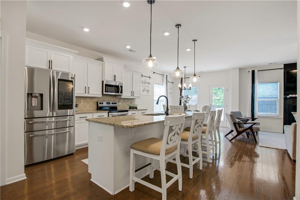 1821 Campbell Oaks Drive