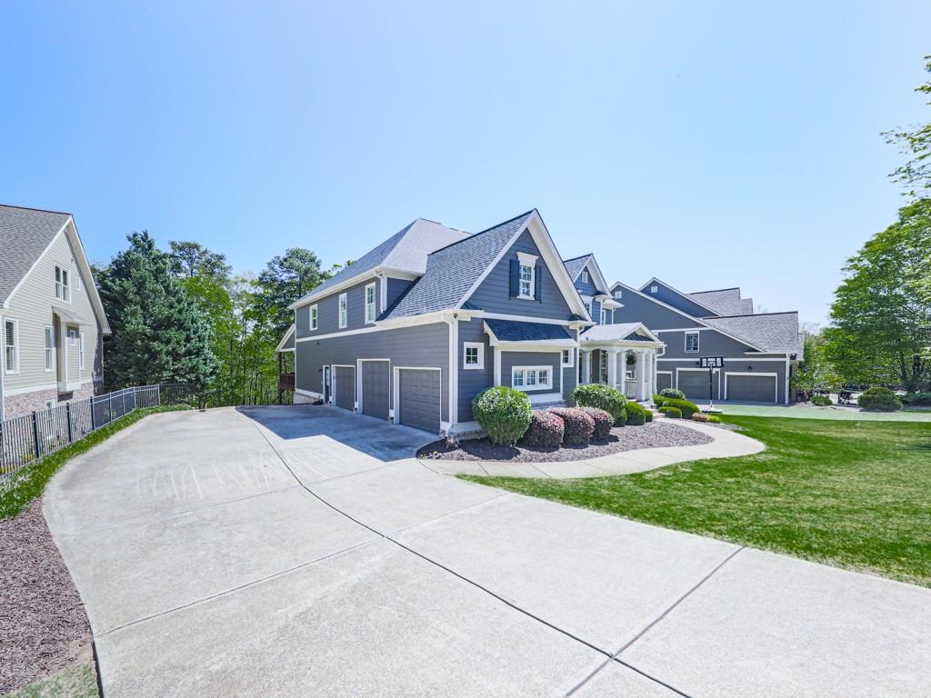 535 Crested Hawk Ridge