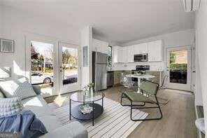 1070 Dill Avenue SW 105