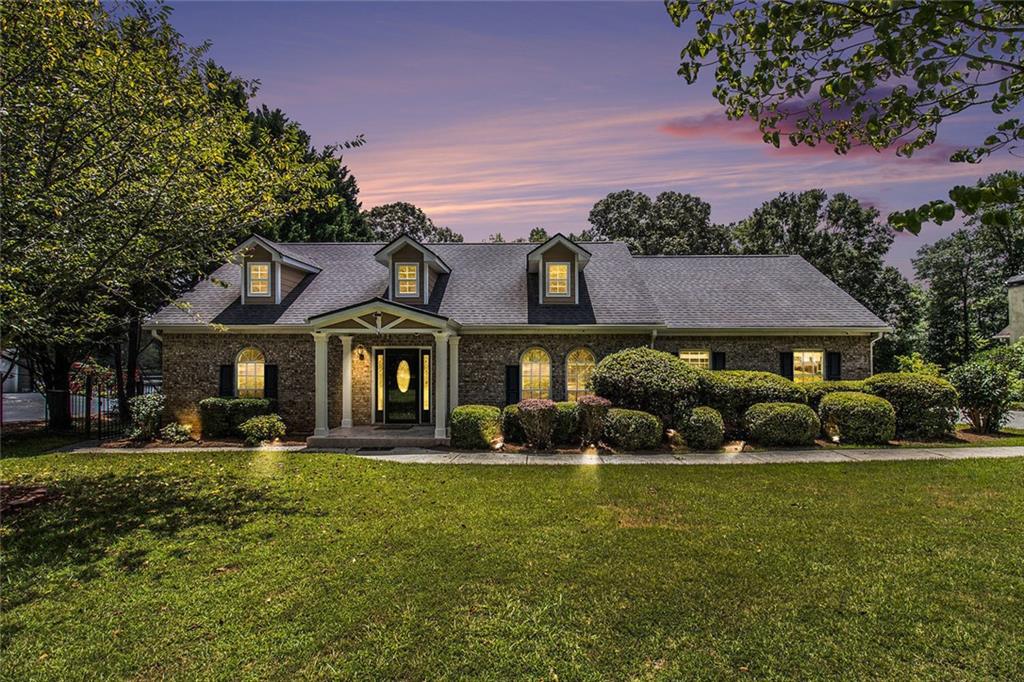 Photo 1 of 36 — 96 Pointe View Court, Jackson, GA 30233