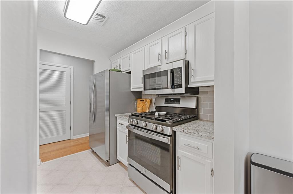 1750 Clairmont Road 18