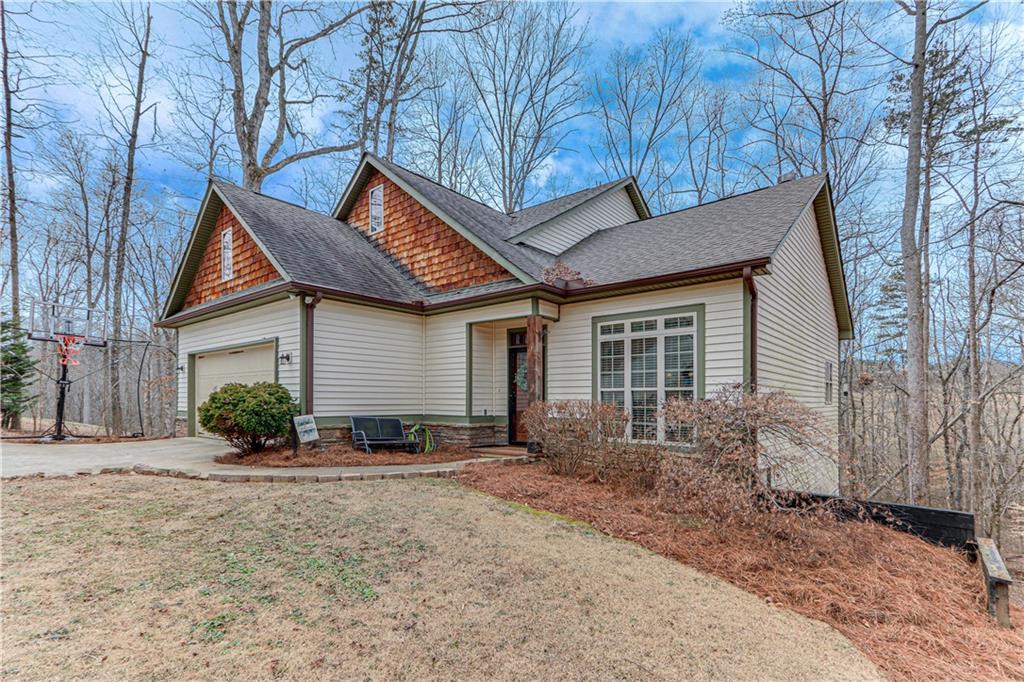 356 Hickory Springs Drive, Murrayville, Georgia image 2