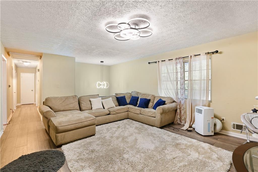 2970 Harper Valley Drive