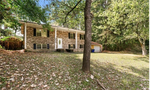 Homes For Sale - 2970 Harper Valley Drive<br/> Atlanta, GA 30349
