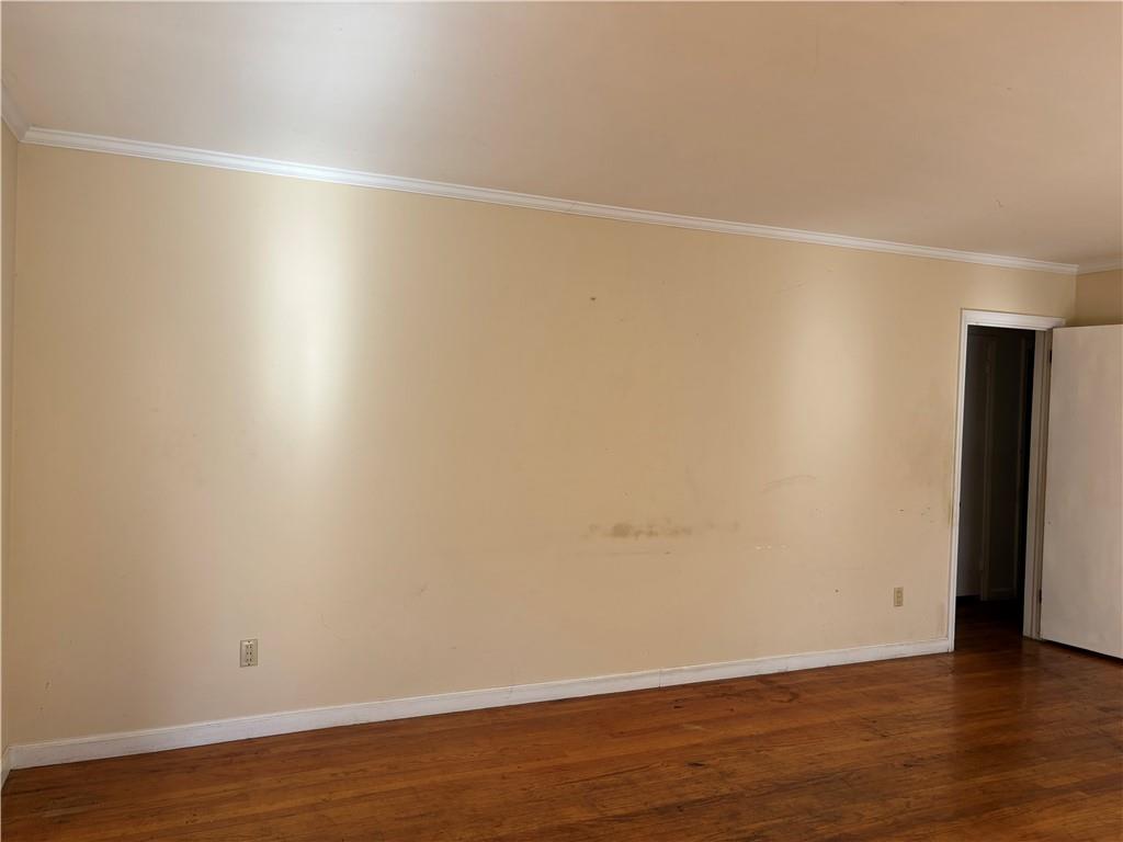 3265 Spreading Oak Drive SW