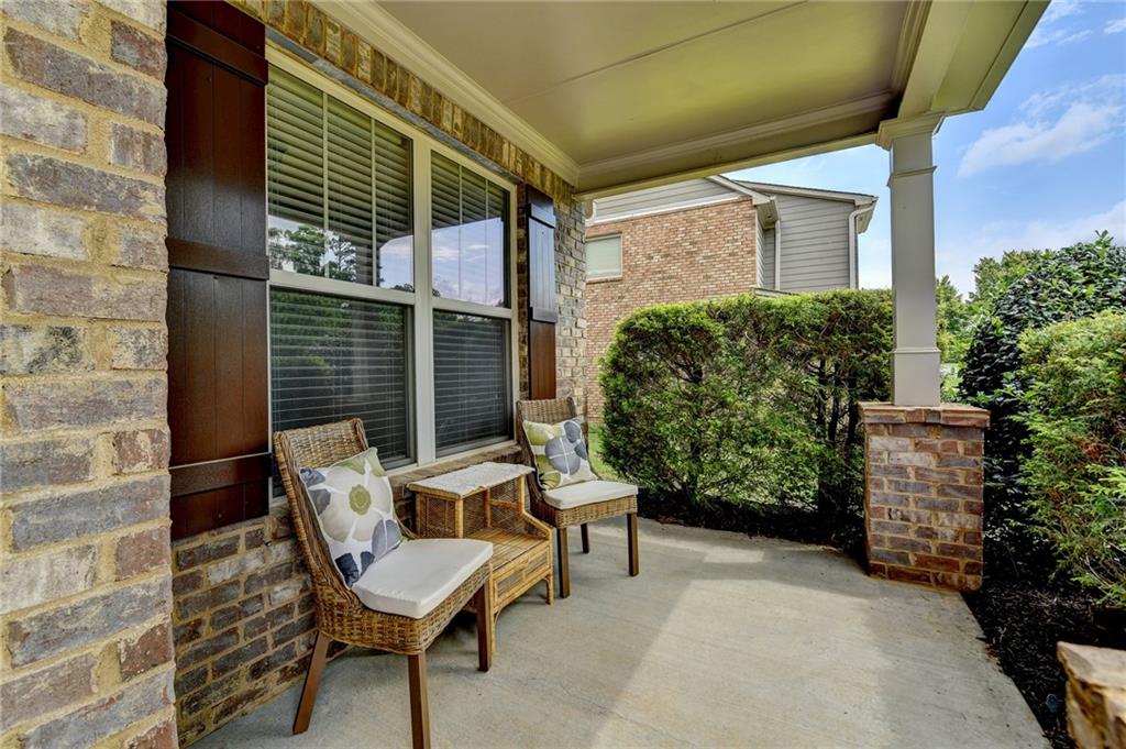1370 Sunnys Halo Drive, Suwanee, Georgia image 4