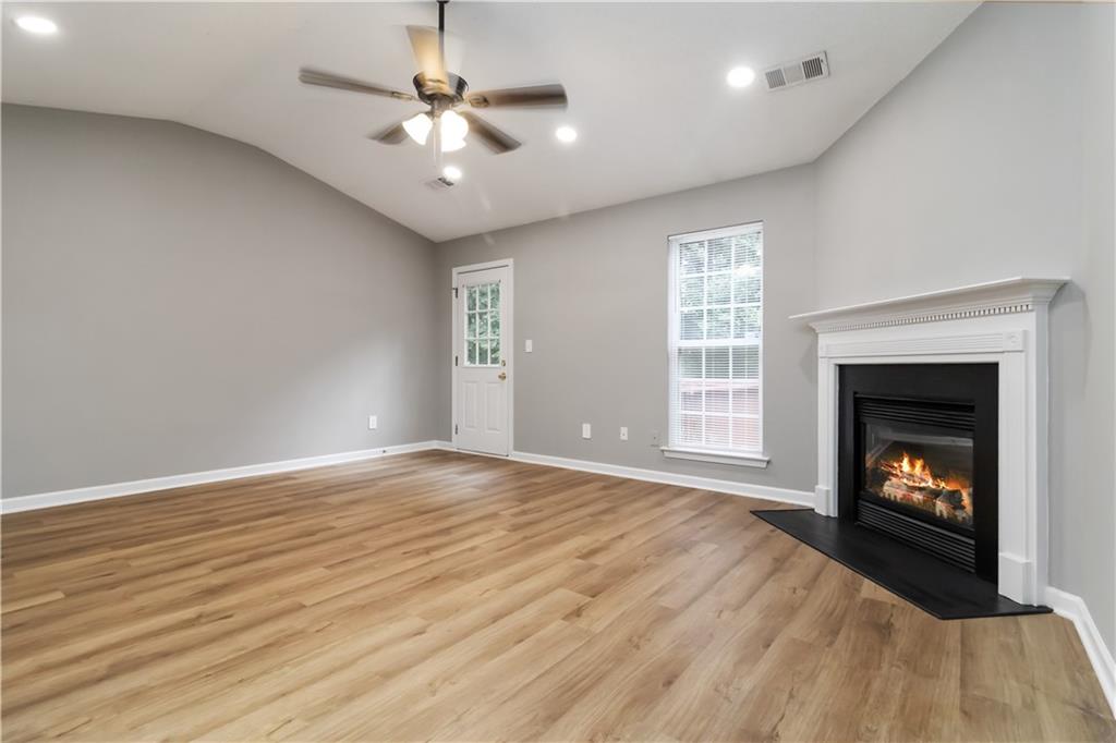 5817 Amerson Lane