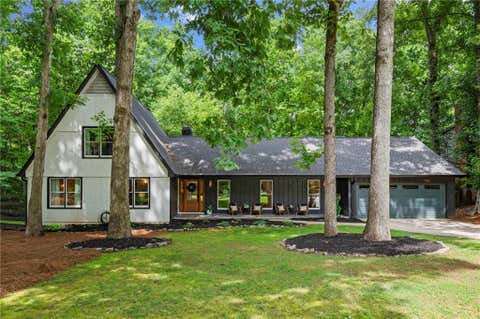 Homes For Sale - 1930 Six Branches Drive<br/> Roswell, GA 30076