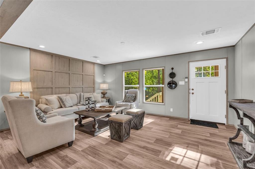 551 Fern Valley Trail, Clarkesville, Georgia image 4