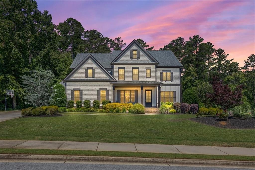 1205 Eagles Creek Court NW