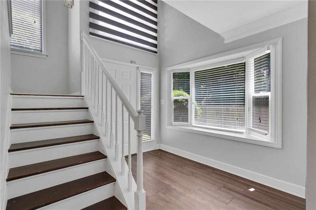 1452 Briaroaks Trail NE