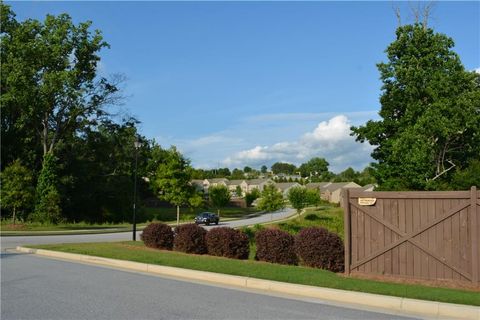 A home in Flowery Branch