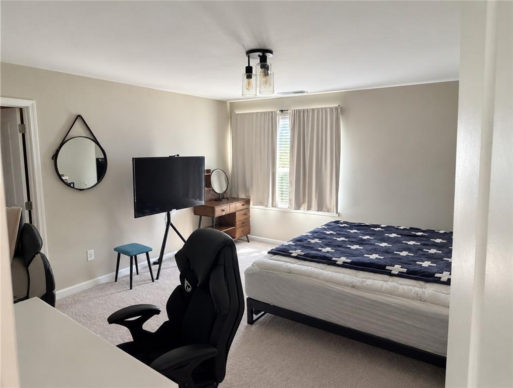 195 Golden Eagle Pkwy