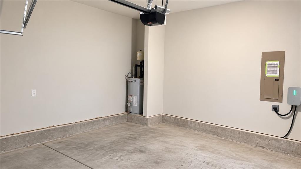 195 Golden Eagle Pkwy