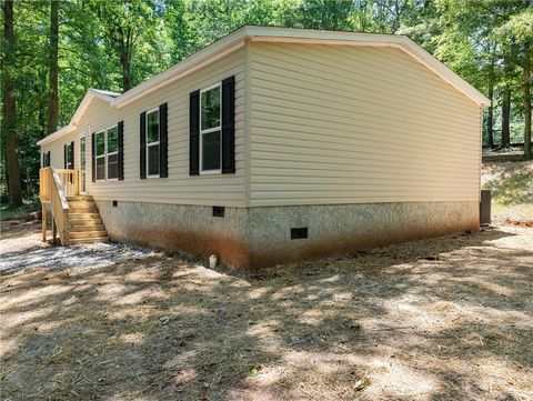 A home in Maysville