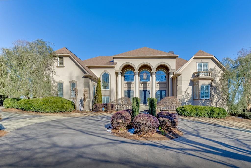 1905 Kathy Whitworth Drive