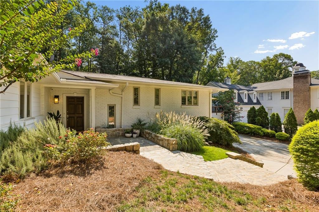 4091 Peachtree Dunwoody Road NE