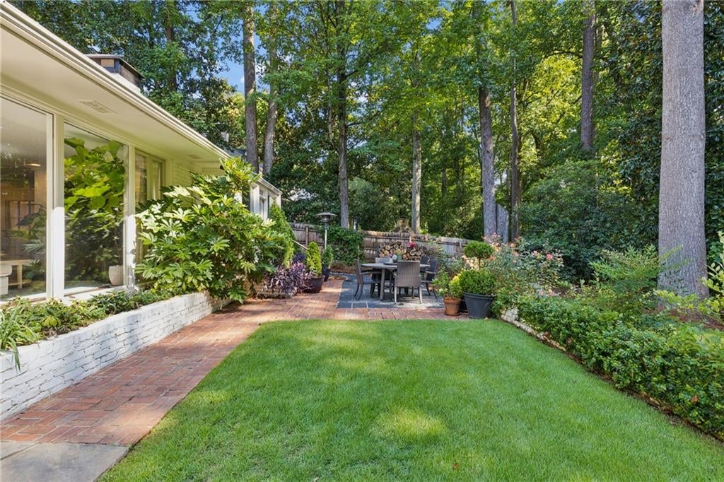4091 Peachtree Dunwoody Road NE